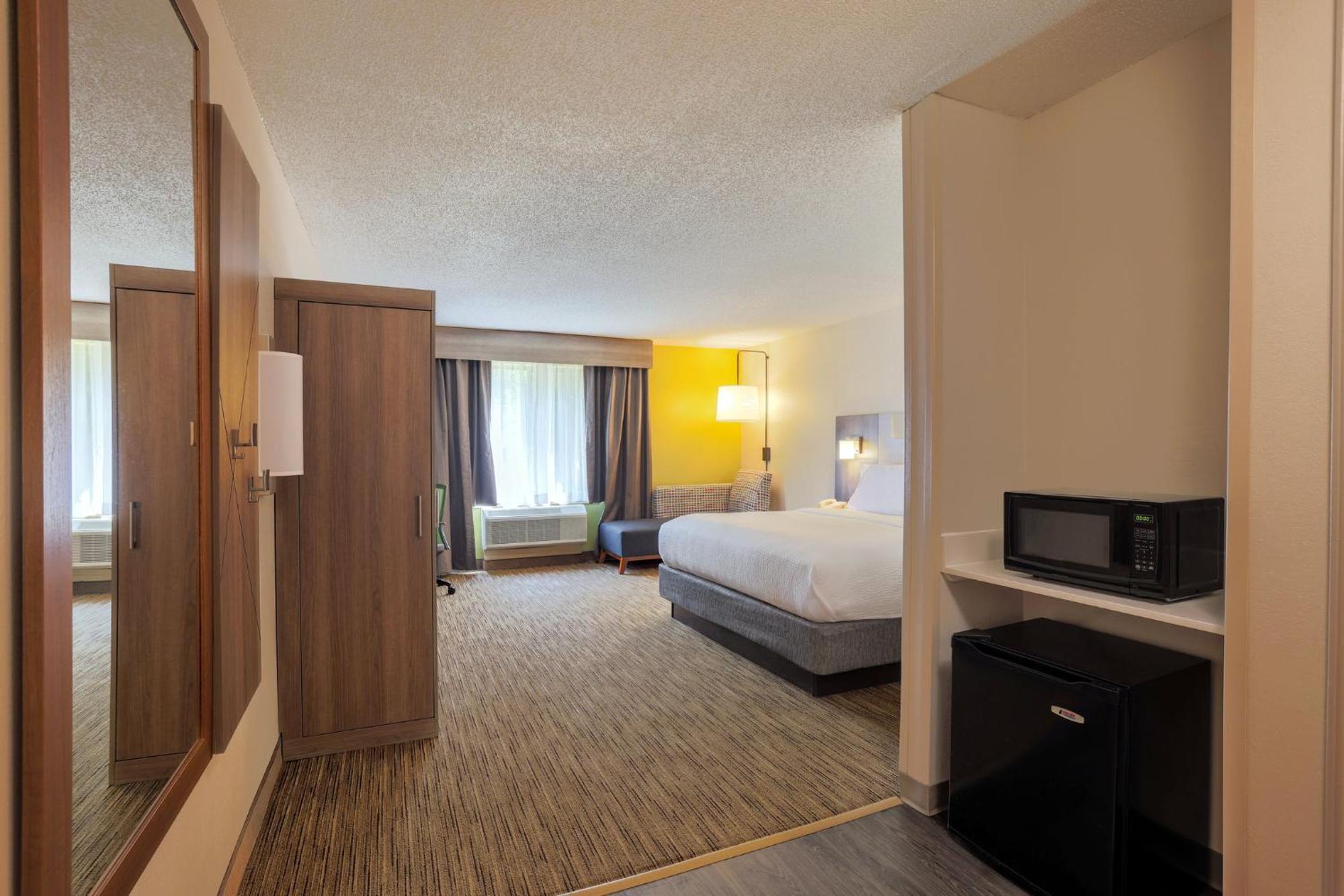 Holiday Inn Express Hotel & Suites Raleigh North - Wake Forest By Ihg Екстер'єр фото
