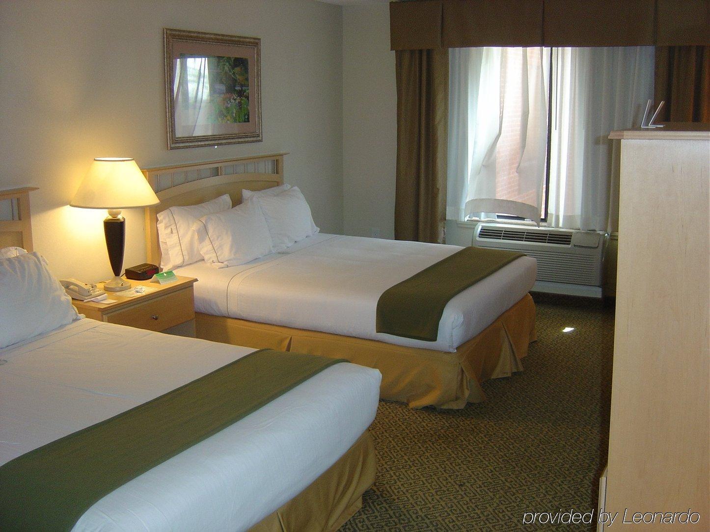Holiday Inn Express Hotel & Suites Raleigh North - Wake Forest By Ihg Екстер'єр фото